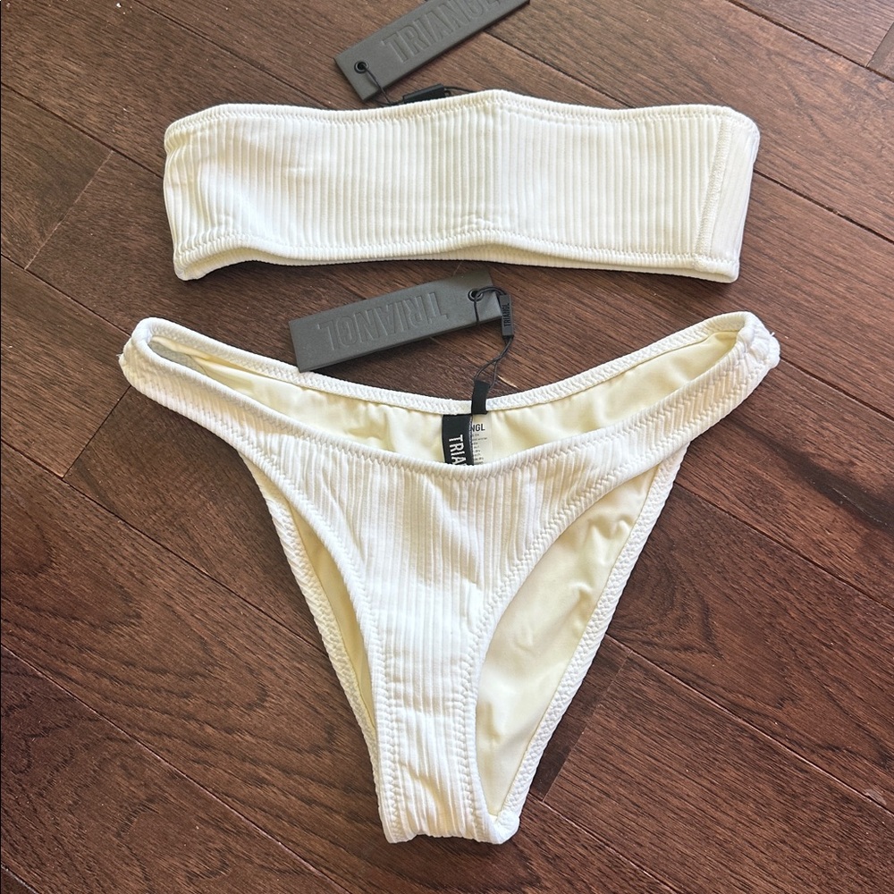 TRIANGL TWINNIE BIKINI IN CLOUD NO BAG NEW WITH TAG